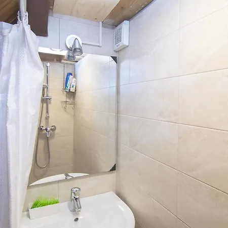 Cozy Central Apartment 公寓