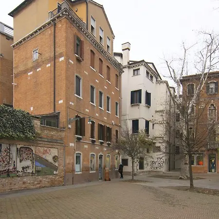 Lägenhet Cozy Central Apartment Venedig